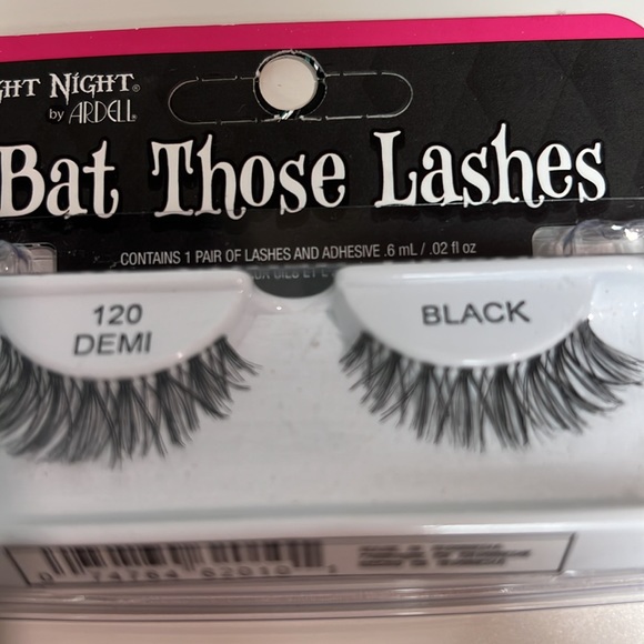 Ardell lash bundle. - Picture 8 of 8